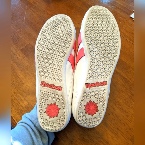 Reebok Classic white/pink shoes - Picture 8 of 15